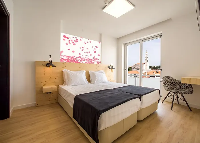 Santa Isabel Hotel 3*